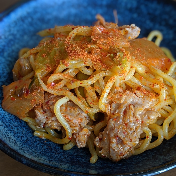 レンチンするだけ！豚キムチ焼きそば